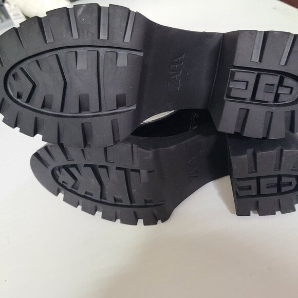 ZARA HIGH-HEEL FAUX PATENT ANKLE BOOTS WITH TRACK SOLE BLACK SIZE 10 | 3118/010 - Picture 5 of 11